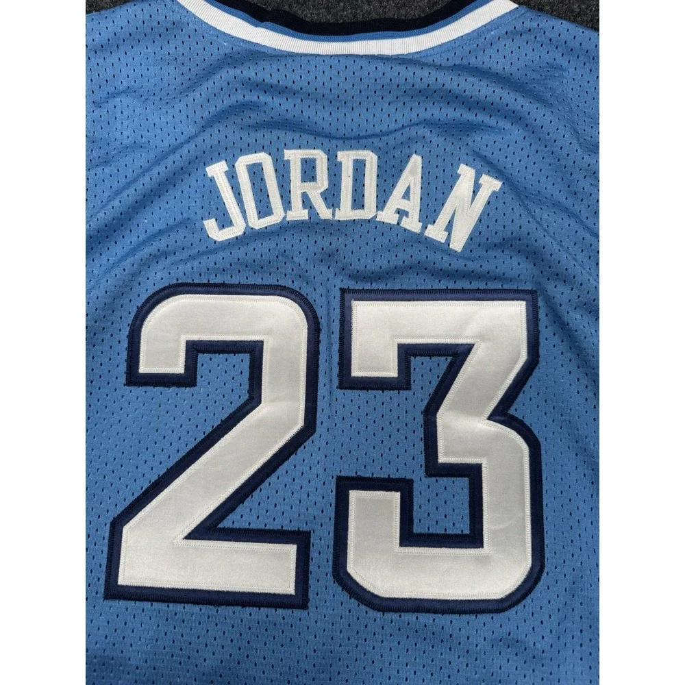 UNC Tar Heels Michael Jordan #23 Jersey L Jordan NCAA Carolina Blue Retro